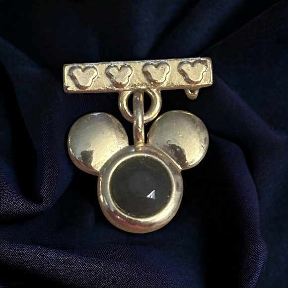 Disney Jewelry - Vintage Disney AAI gold tone Mickey Mouse ears brooch